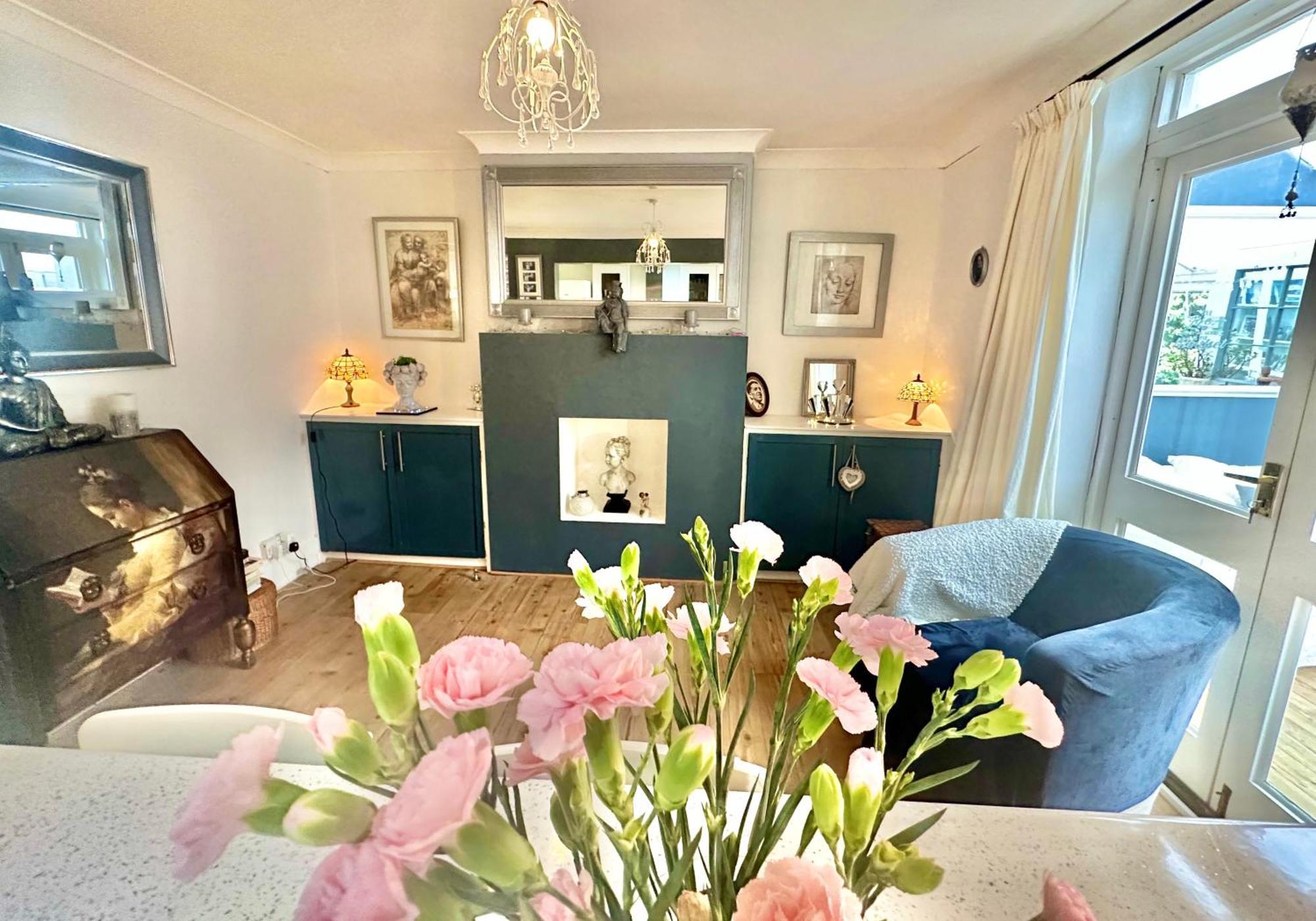 Garden Cottage - 3 Bedroom Close To Town And Beach Bournemouth Dış mekan fotoğraf